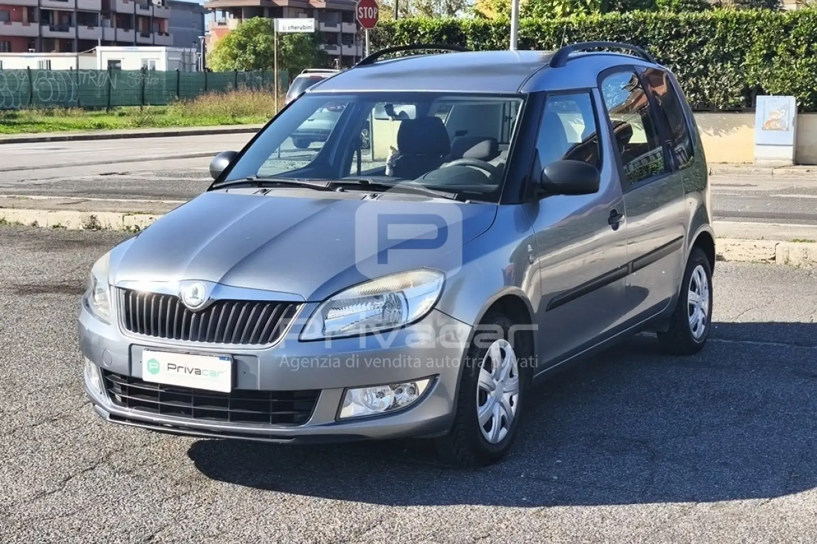 Skoda Roomster 1.2 12V 70CV Roomster Argent - 1