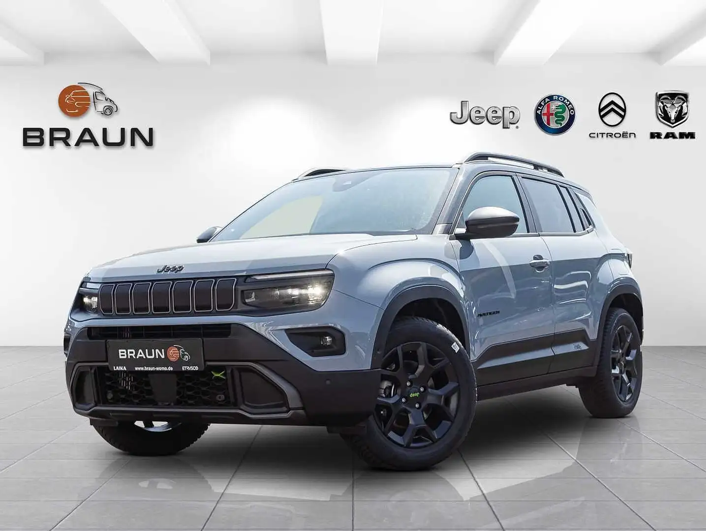 Jeep Avenger 1.2 48V 4xe Hybrid eAWD OVERLAND Gris - 1