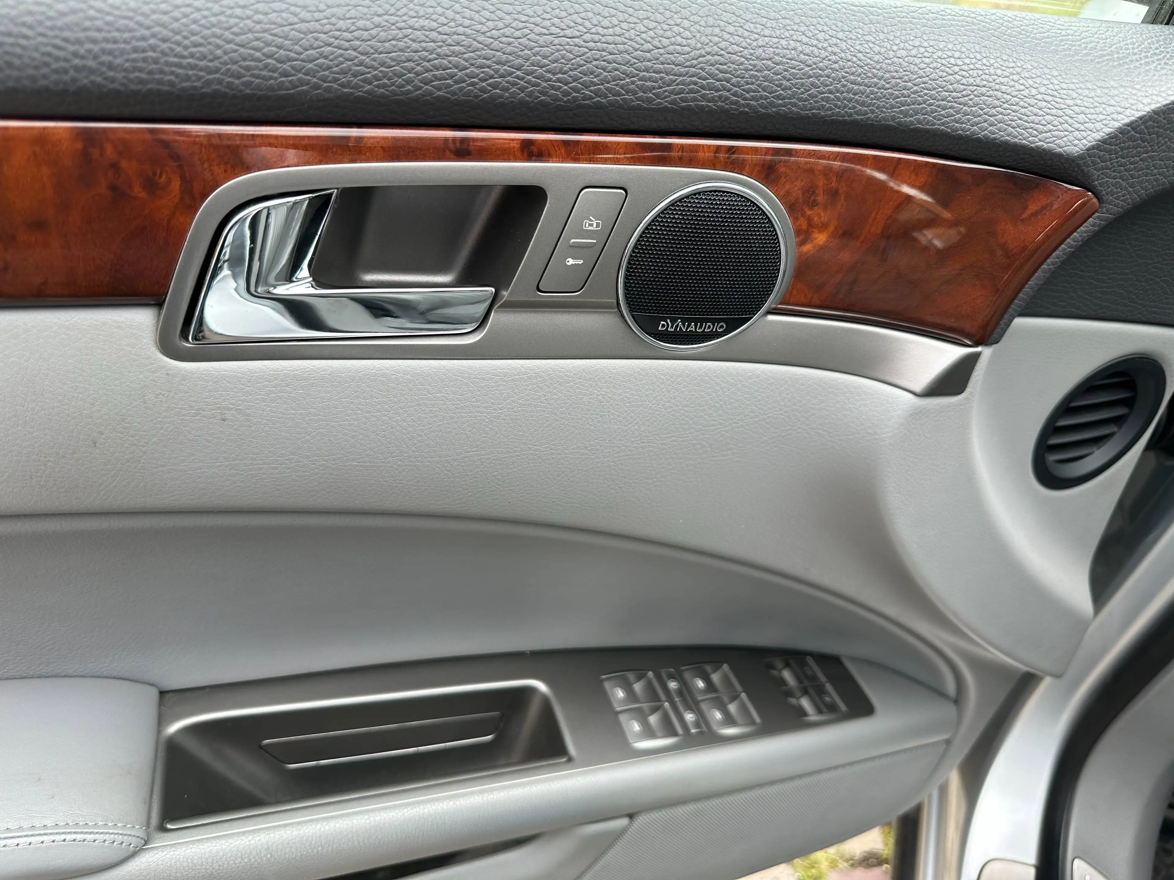 Volkswagen Phaeton V6 5-Sitzer 4Motion — photo 10