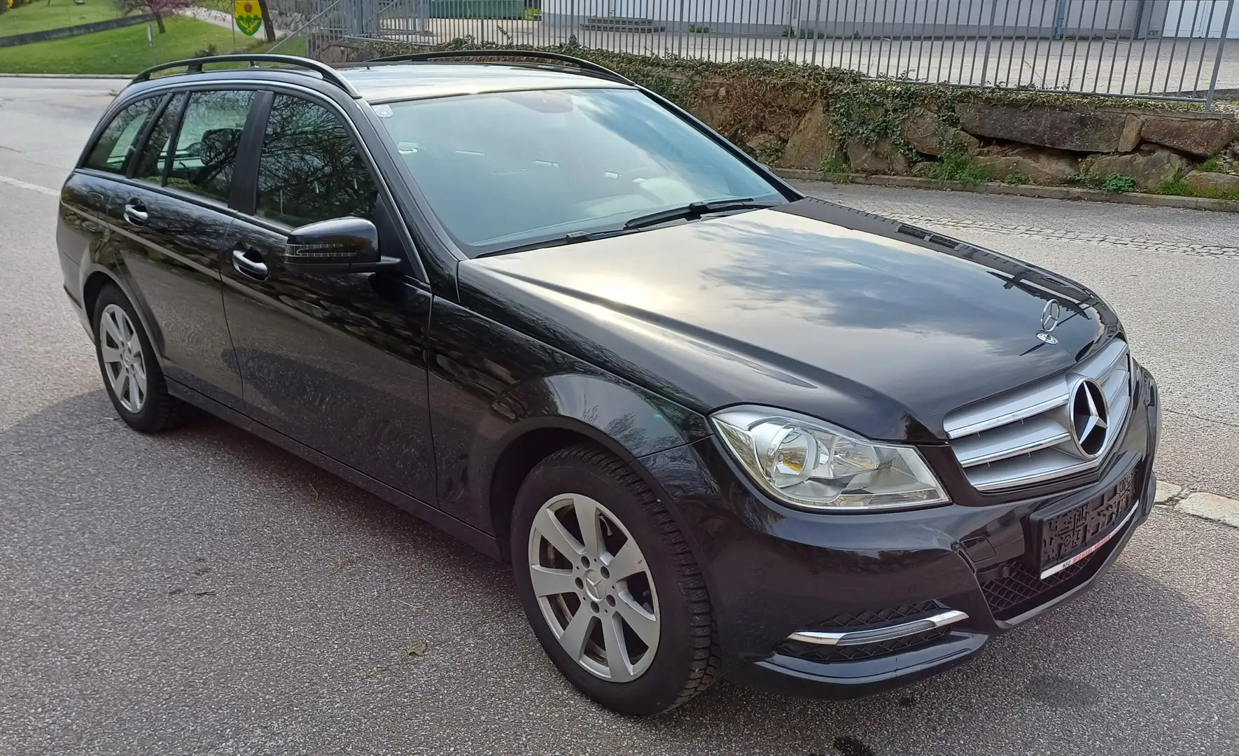 Mercedes-Benz C 180 CDI Schwarz - 2