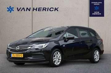 Sports Tourer 1.0 Online Edition | Navigatie | Par