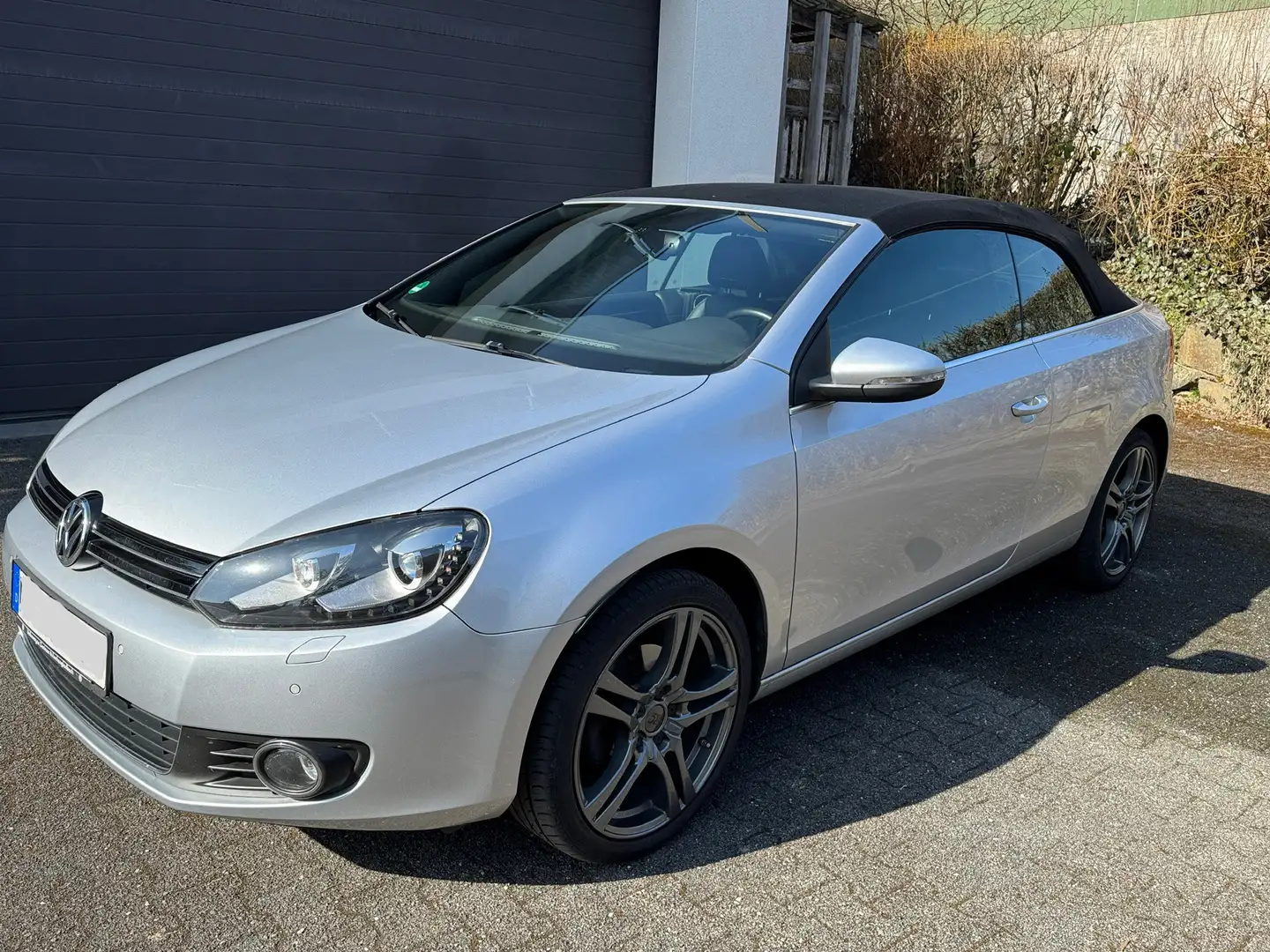 Volkswagen Golf Cabriolet Golf VI Cabrio Diesel Cabrio 1.6 TDI BlueMotion Te Argintiu - 1