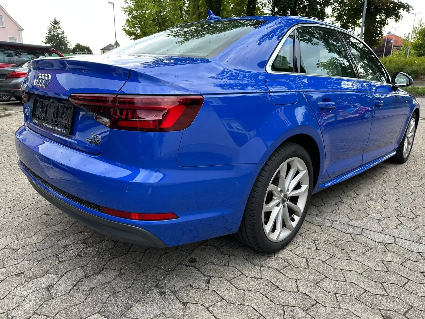 Audi A4 lim. 3.0TDI quattro S Line B&O/ Head Up/360 Blau - 1
