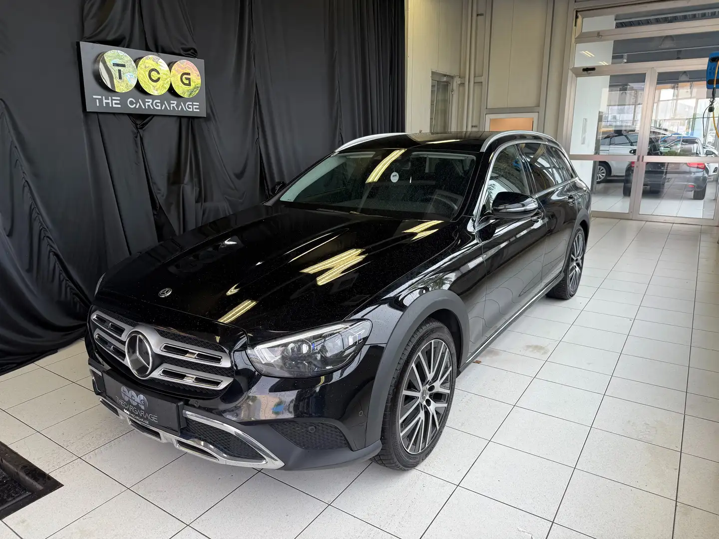 Mercedes-Benz E 220 E 220 d 4Matic All-Terrain 1 BESITZ! Zwart - 1