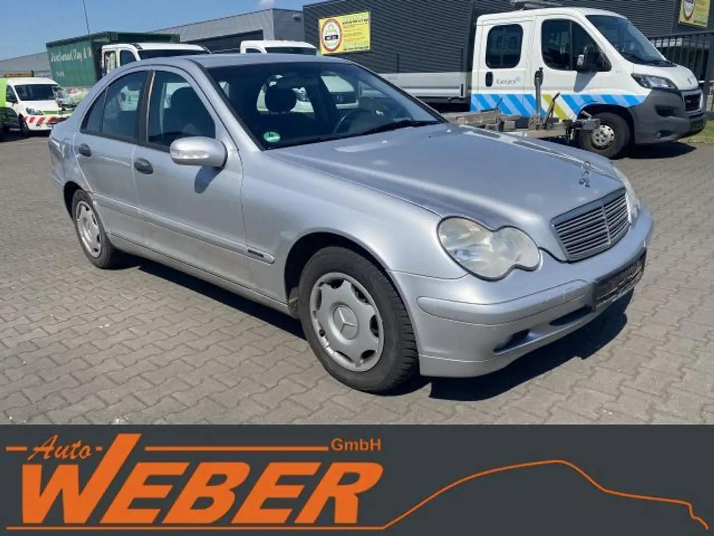 Mercedes-Benz C 200 Kompressor Limousine Klimaautomatik AHK Silber - 2