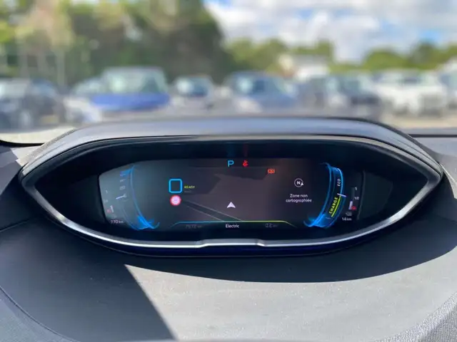 Peugeot 3008 view 9