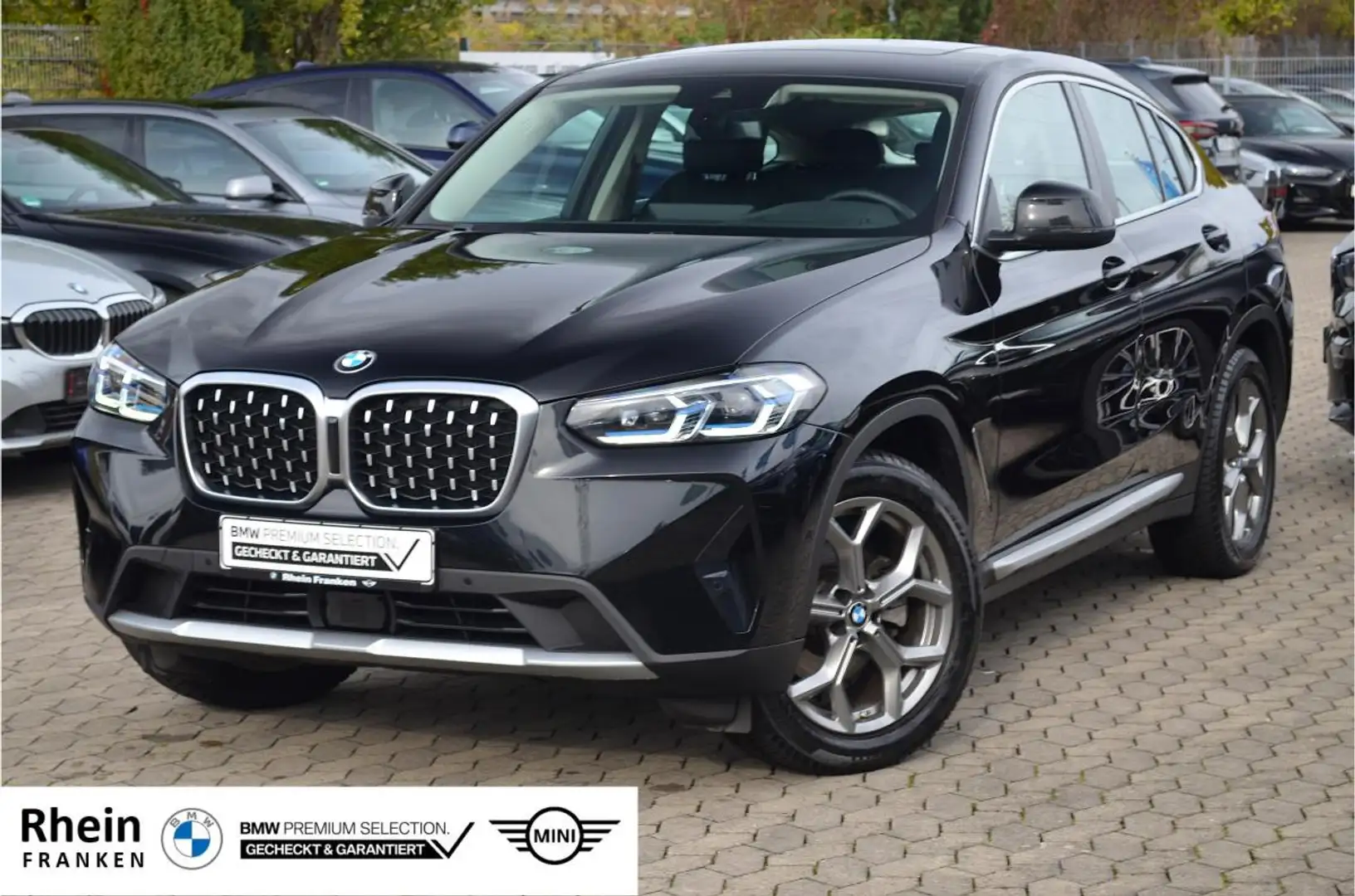 BMW X4 xDrive 20i, LiveCptProf, Laser, Head-Up, ACC, Kame Schwarz - 1