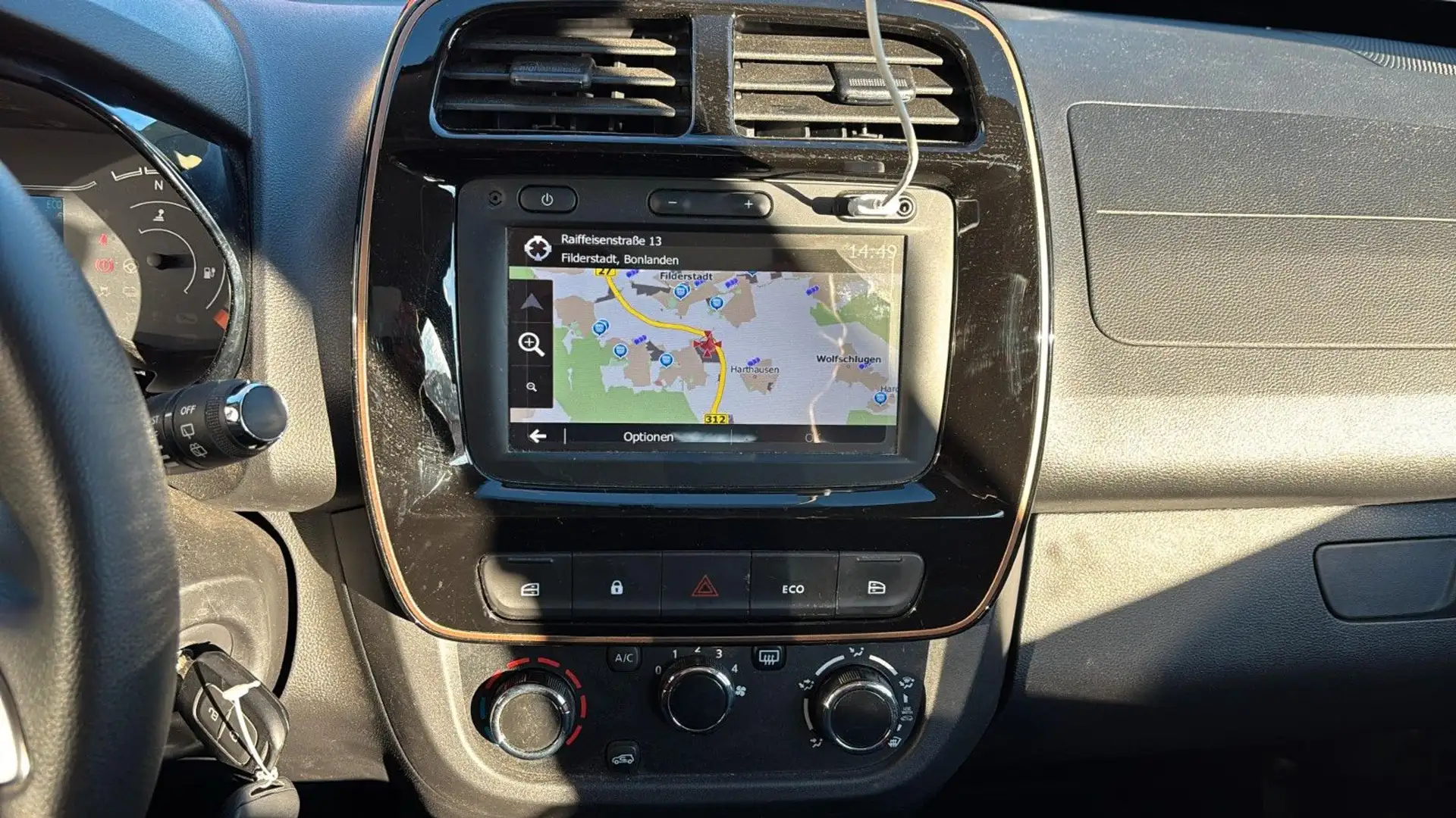 Dacia Spring Extreme 65 PS CCS Grün - 2