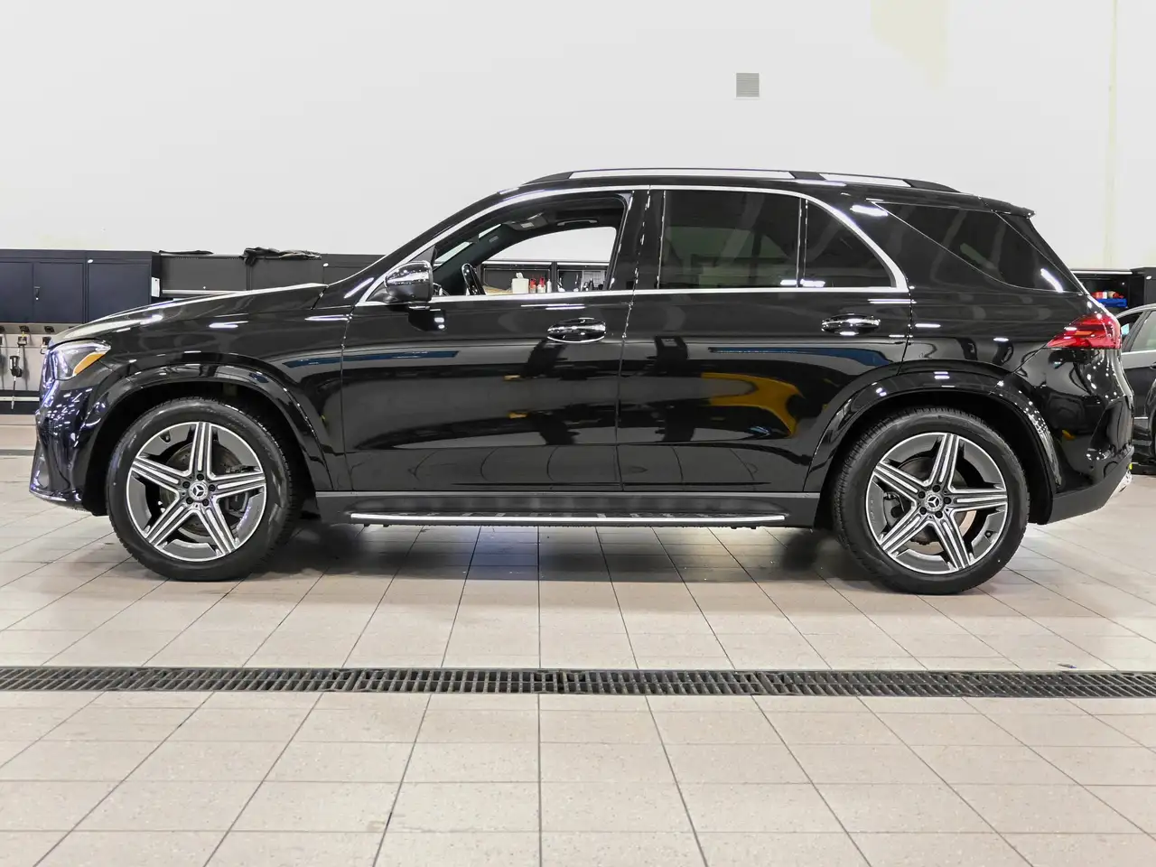 Mercedes-Benz GLE снимка Mercedes-Benz GLE