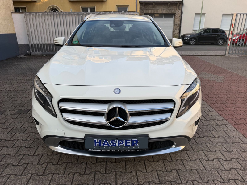 Mercedes-Benz GLA 220 CDI ( 1 Hand / Navi / Kamera ) — photo 5