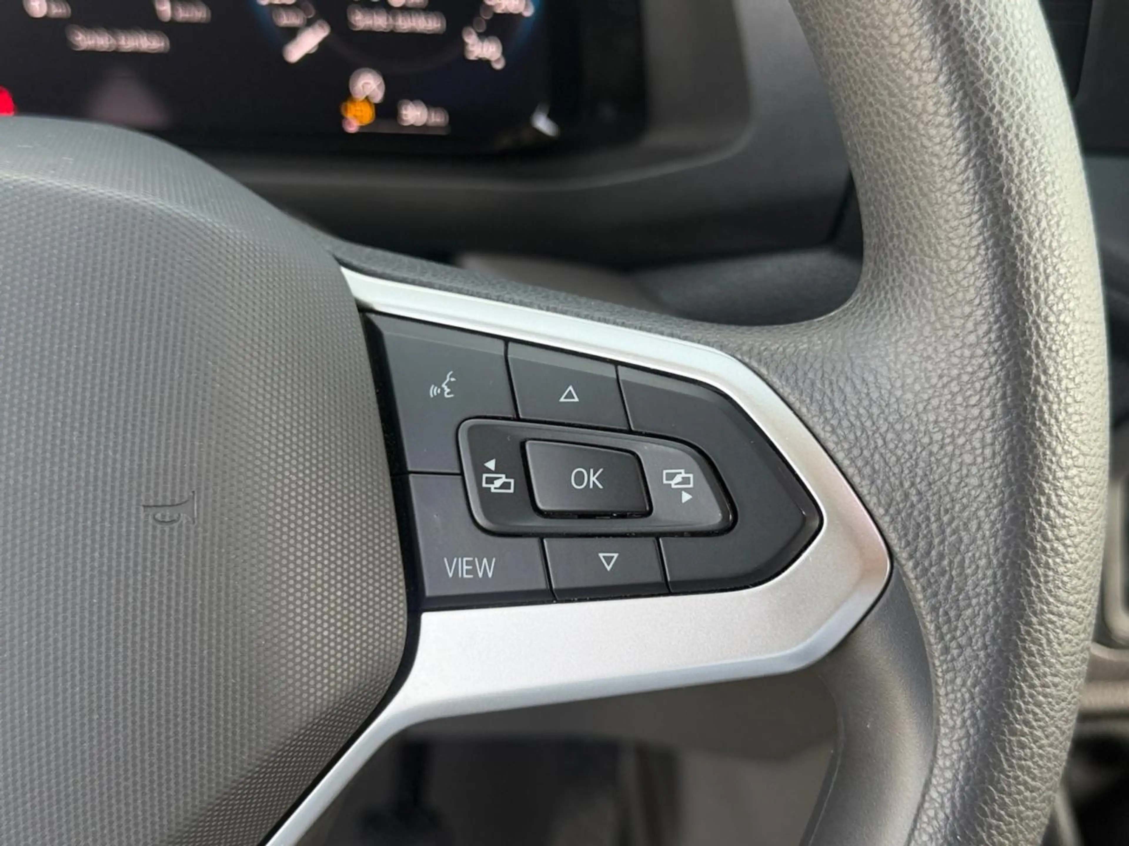 Volkswagen Crafter 2.0 TDi (140pk) /// Parkeersenoren voor & achteraan /// Android Auto & Apple Carplay /// — photo 13