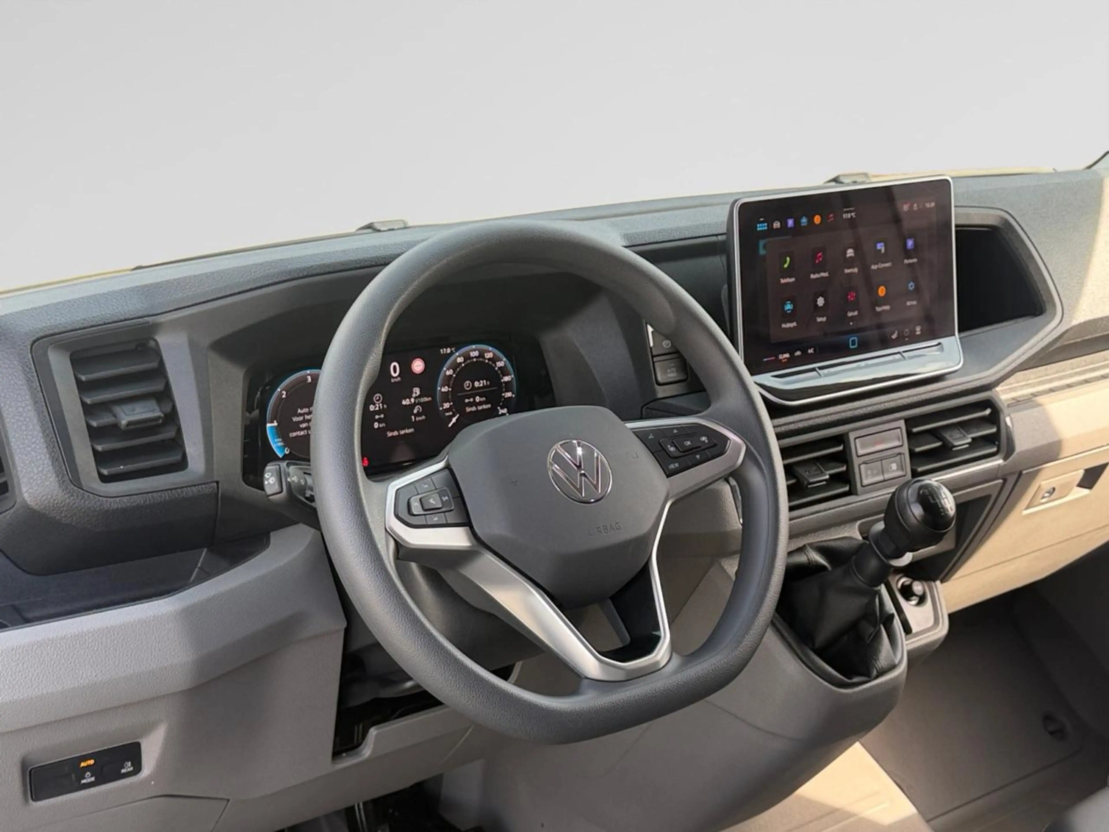 Volkswagen Crafter 2.0 TDi (140pk) /// Parkeersenoren voor & achteraan /// Android Auto & Apple Carplay /// — photo 9