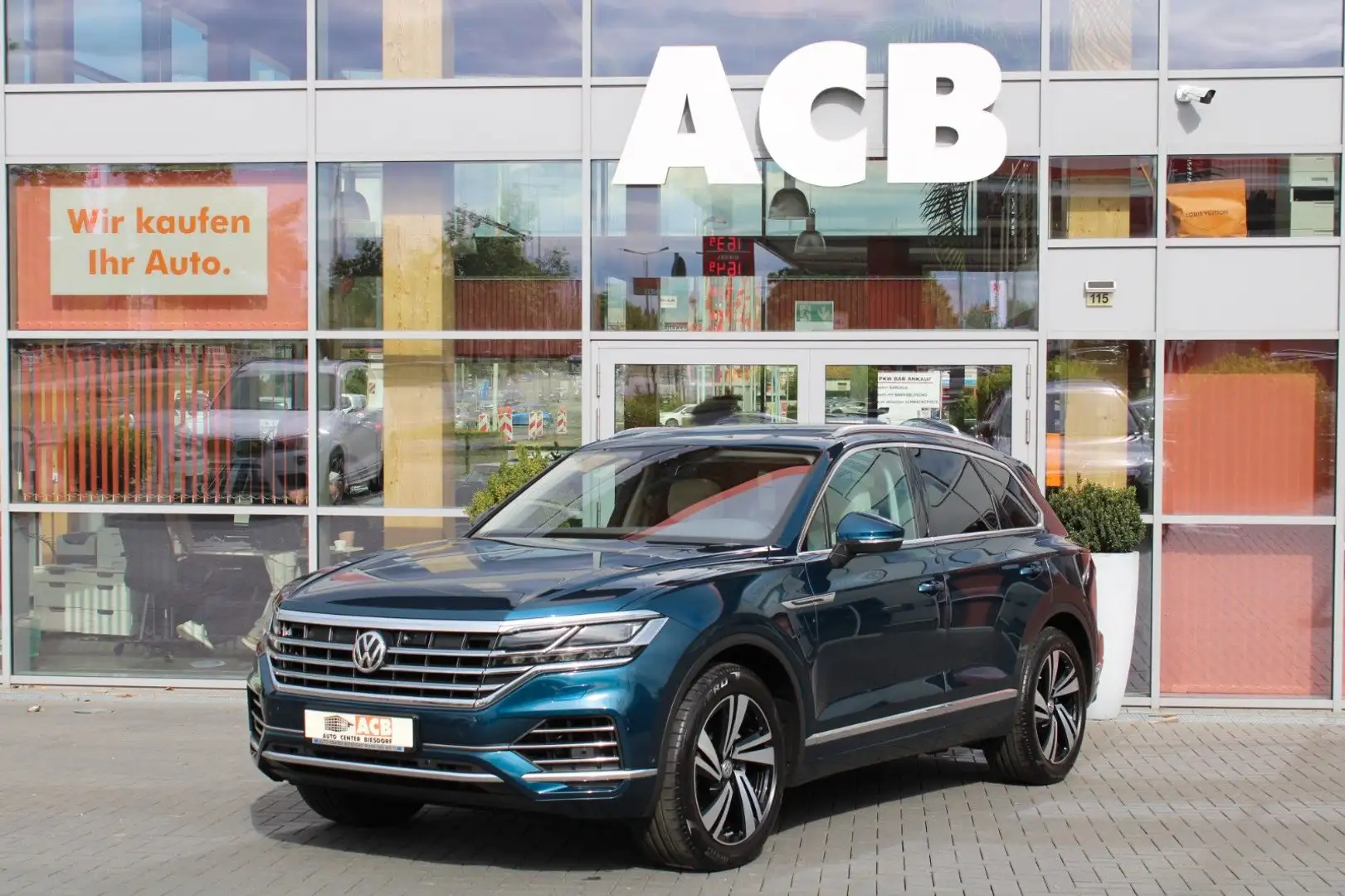 Volkswagen Touareg V6 TDI 4-M ACC AHK Allradl. Luft Stdhzg Azul - 1