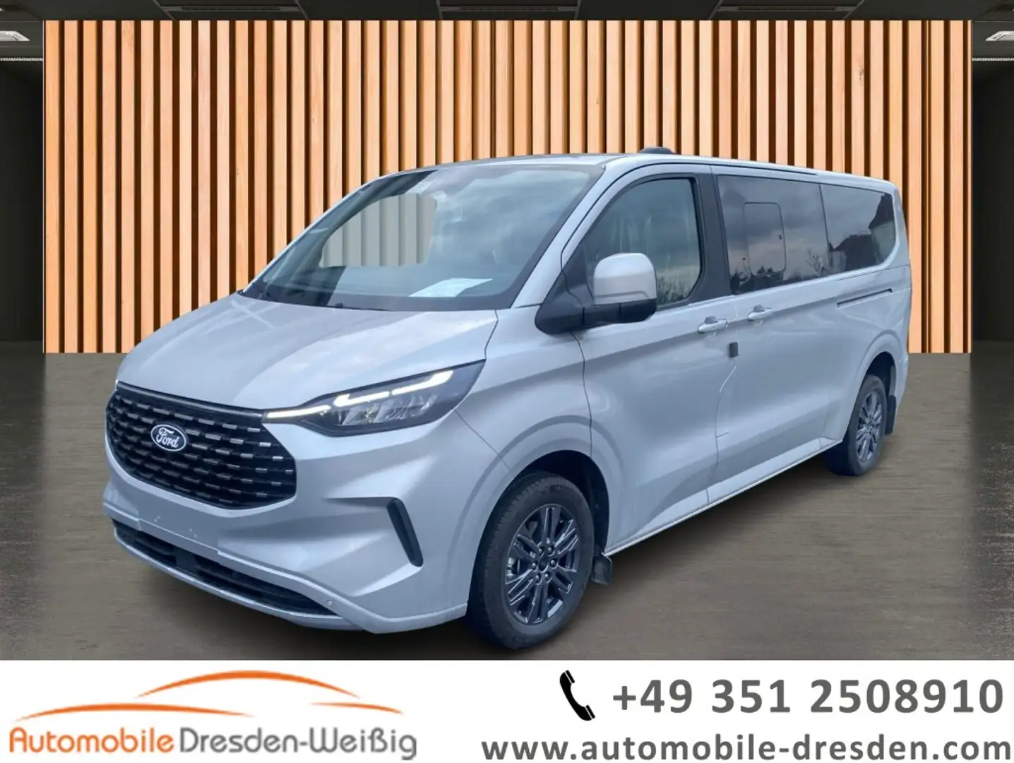 Ford Tourneo Custom 320 L2 Titanium*Navi*Kamera* Серебристый - 1