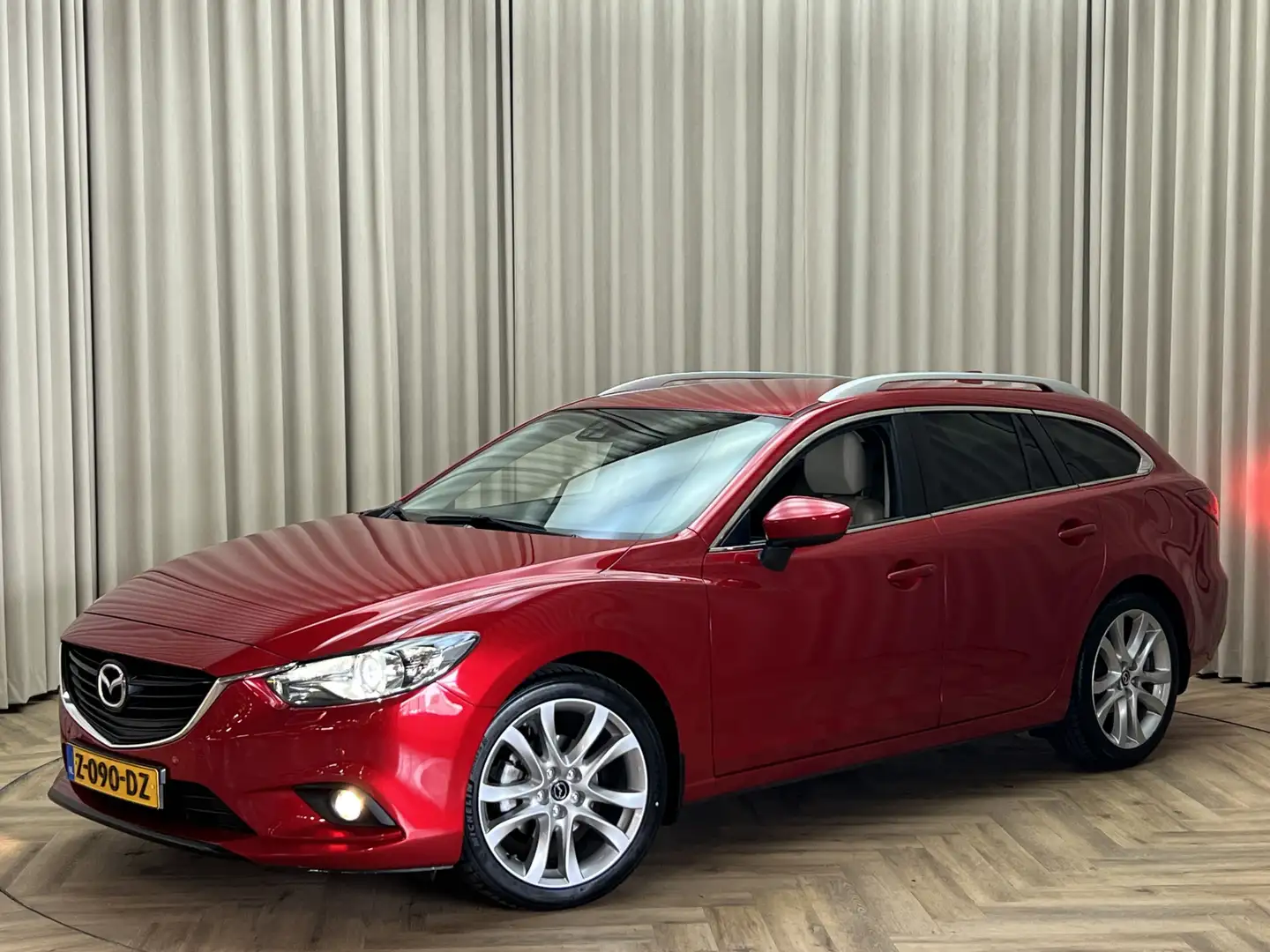 Mazda 6 Sportbreak 2.0 HP GT-M *Leder * Trekhaak / Carplay Rot - 2