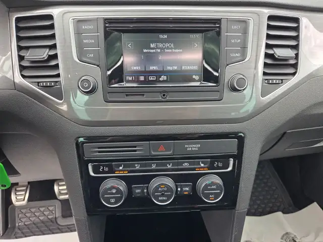 Volkswagen Golf view 15