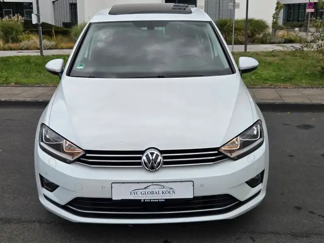 Volkswagen Golf view 7