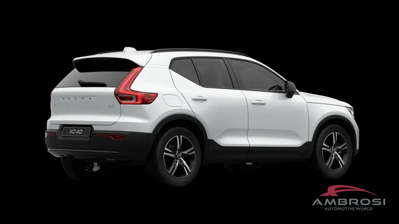 Volvo XC40 2026