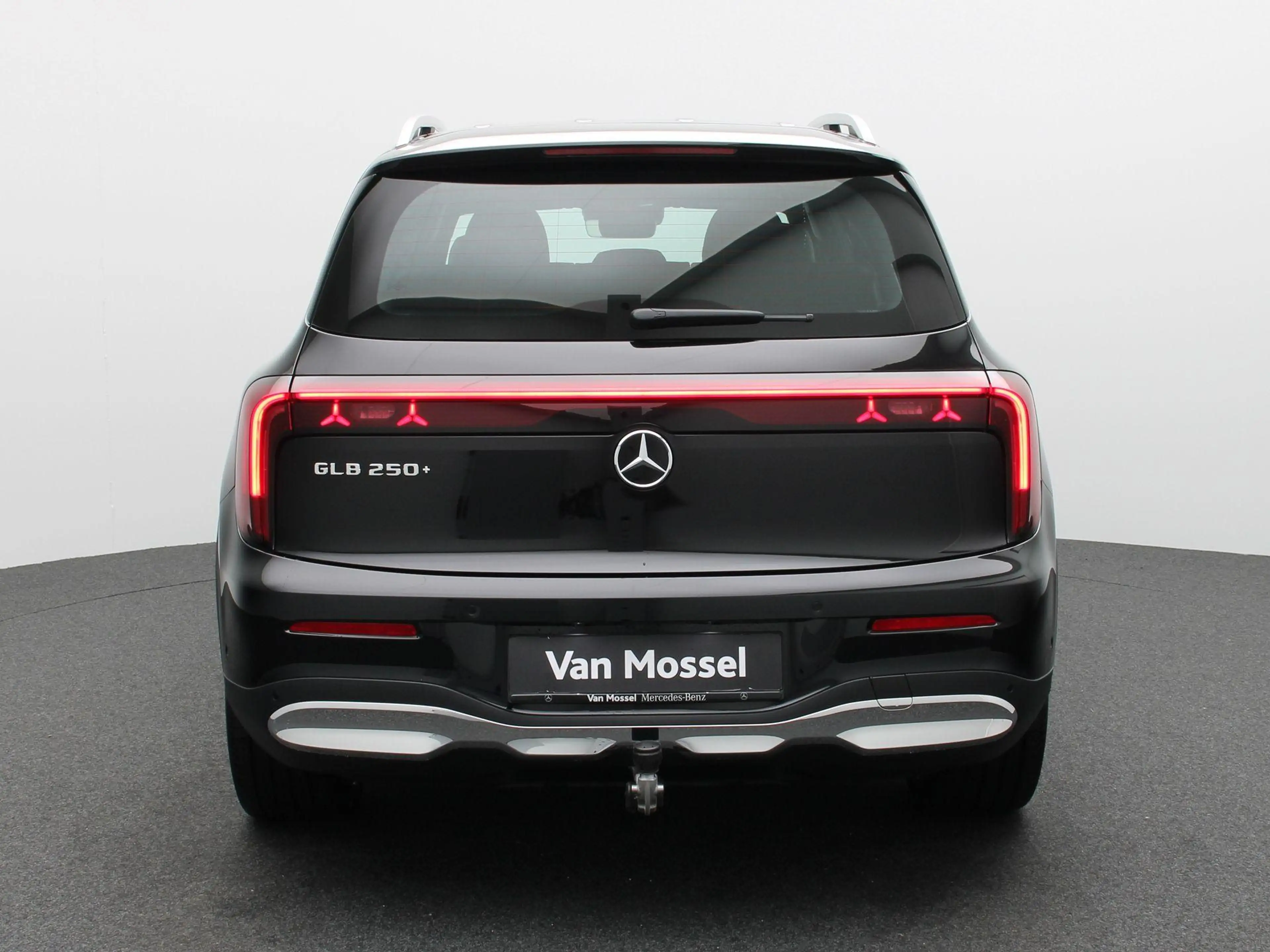 Mercedes-Benz GLB 250 250+ Luxury Line + SUPERSCREEN + BURMESTER + HEAD — photo 5