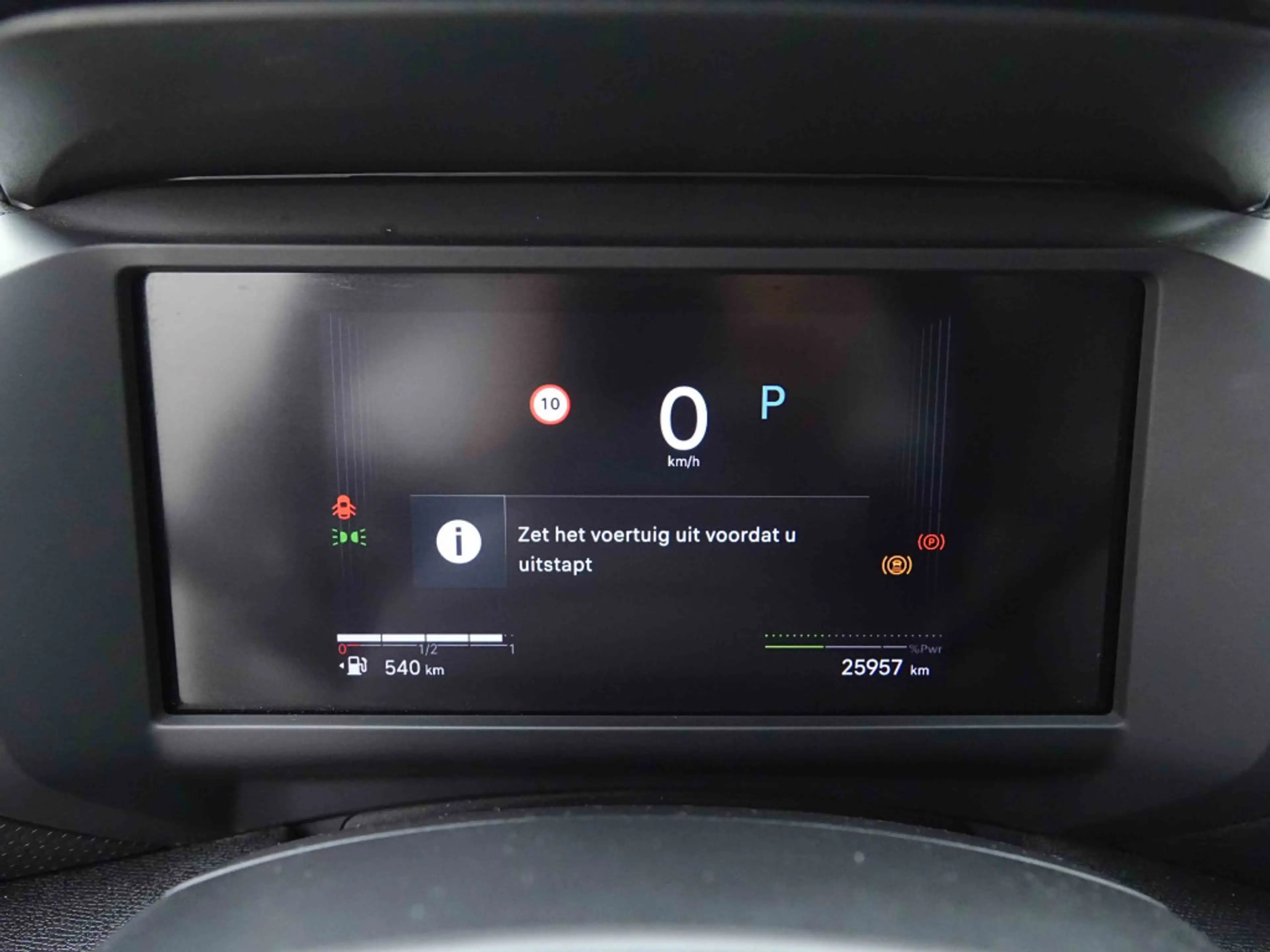 Citroen C4 X Hybrid 145 AUT MAX | Leather | GPS | Camera | Alu18 — photo 13