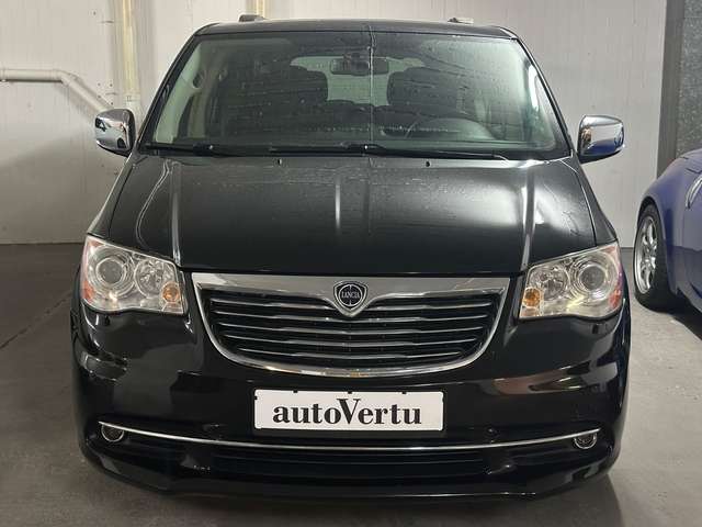 Imagine Lancia Voyager ***PLATINUM***