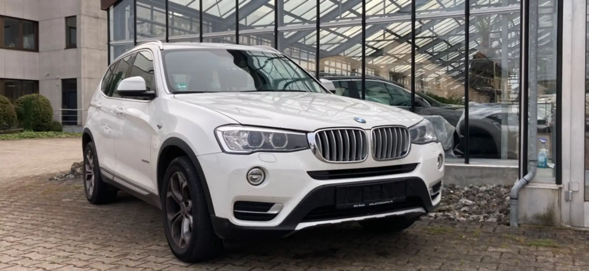 BMW X3 xDrive30d xLine Panorama Leder Allrad TÜV neu Blanco - 1