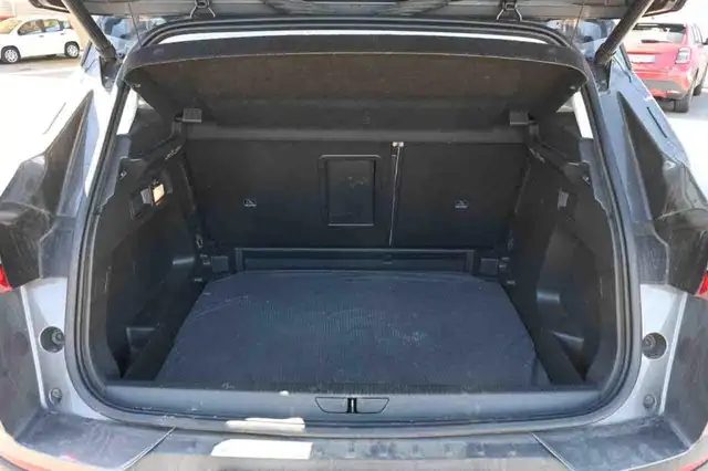 Opel Grandland X view 10