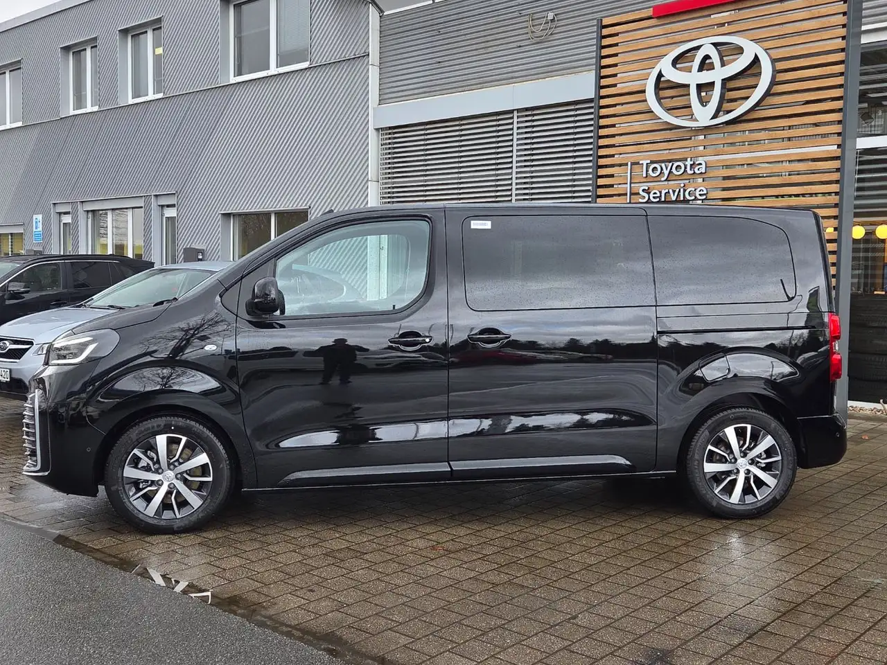 Toyota Proace Verso 2.2 D-4D L1 Teamplayer ACC LED Navi 2