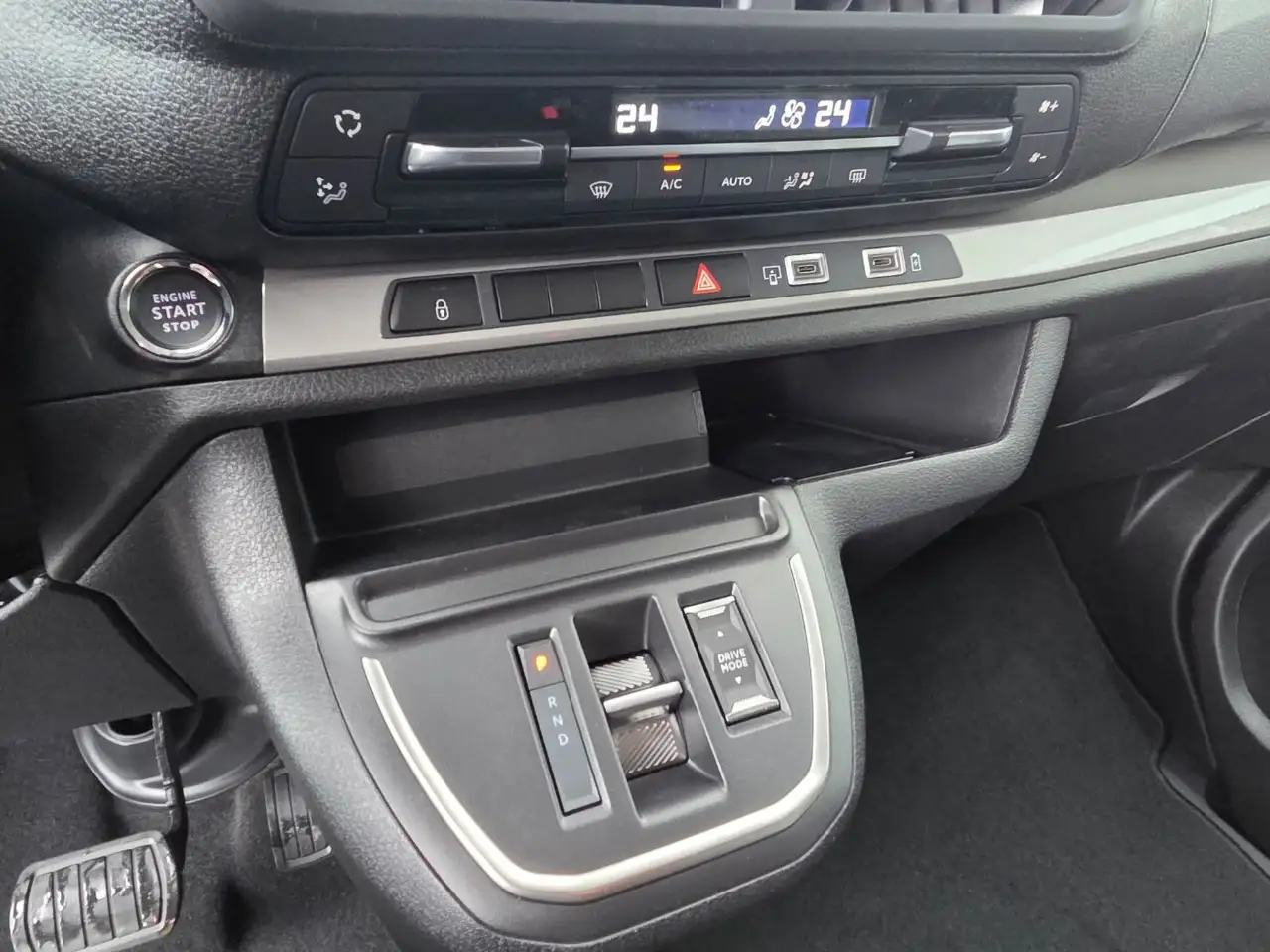 Toyota Proace Verso 2.2 D-4D L1 Teamplayer ACC LED Navi 16
