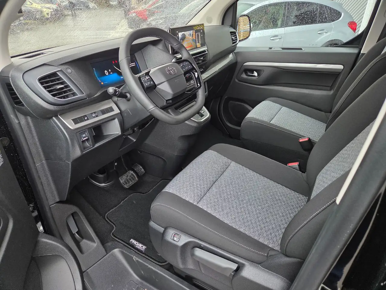 Toyota Proace Verso 2.2 D-4D L1 Teamplayer ACC LED Navi 6