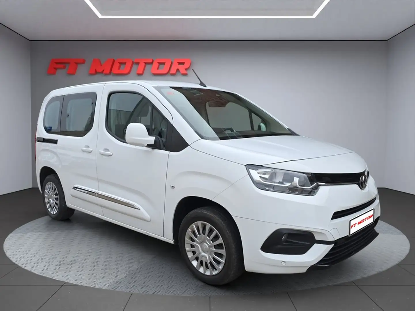 Toyota Proace City 1.5D 75kW (100CV) VX L1 Blanco - 1