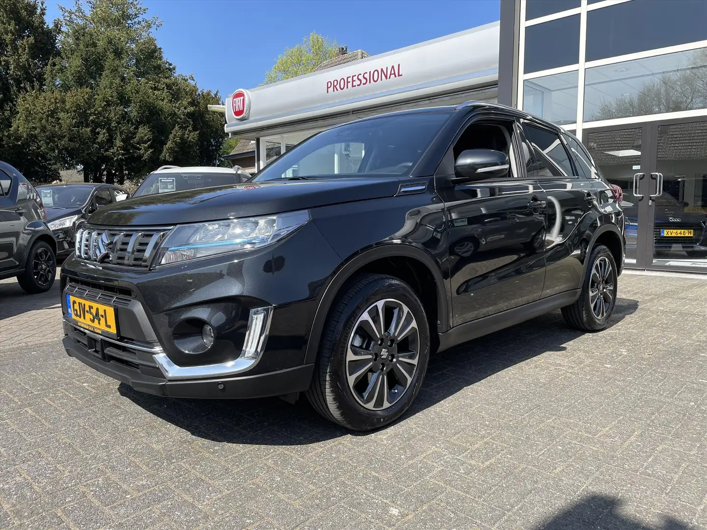 Suzuki Vitara 1.4 Boosterjet 129pk Smart Hybrid Style Nero - 2