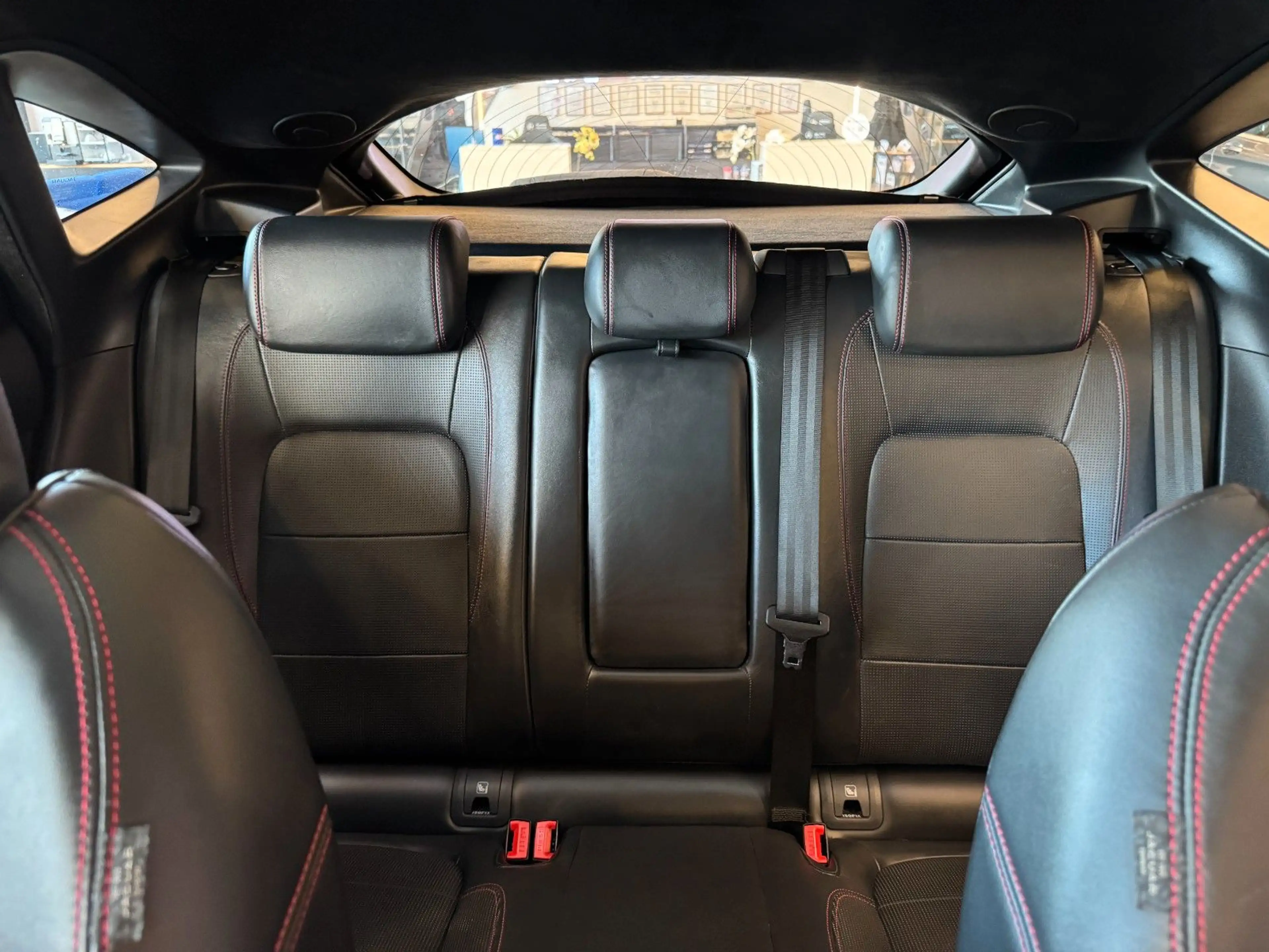 Jaguar E-Pace *HEAD-UP*PANO*MEMORY*KEYLESS*ACC*NAV* — photo 11