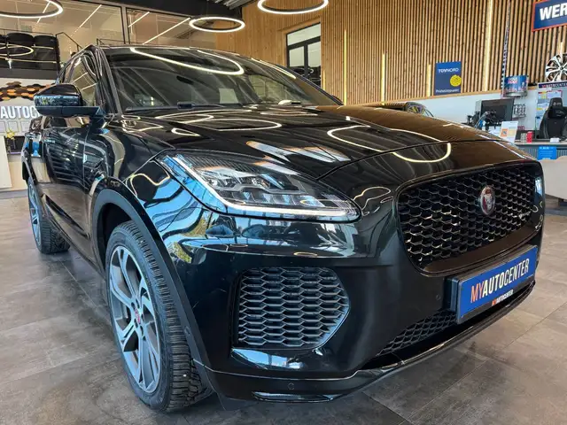 Jaguar E-Pace view 3