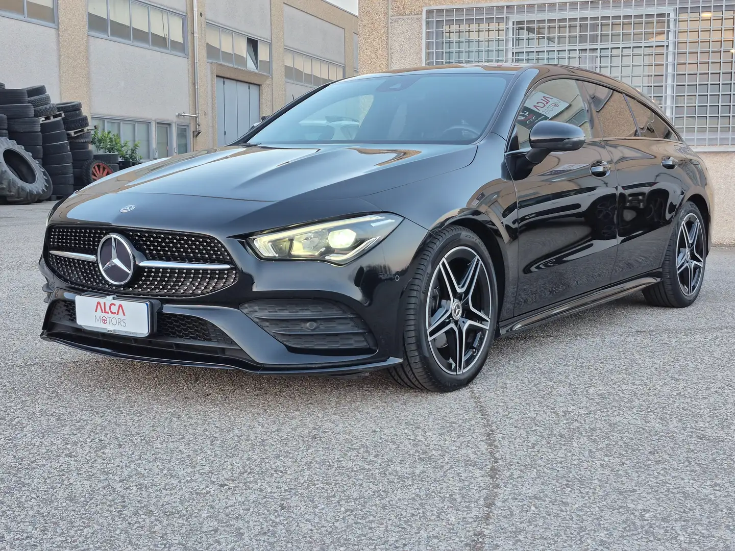 Mercedes-Benz CLA 180 Shooting Brake Premium-AMG auto PREZZO REALE Noir - 2