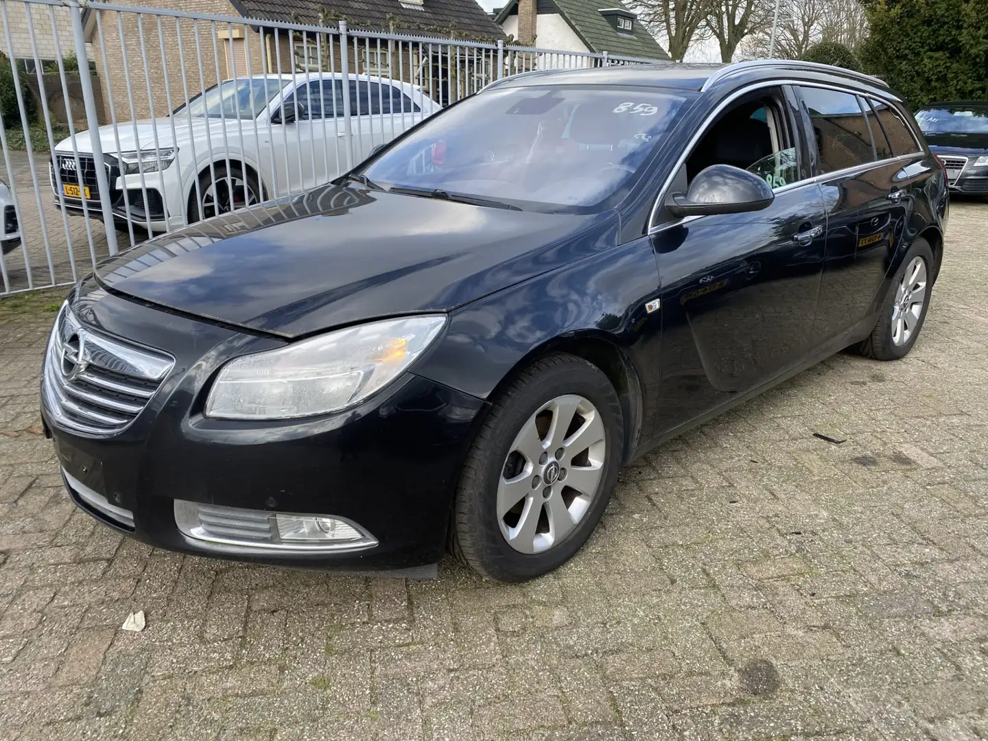 Opel Insignia Sports Tourer 2.0 CDTI Cosmo Zwart - 1