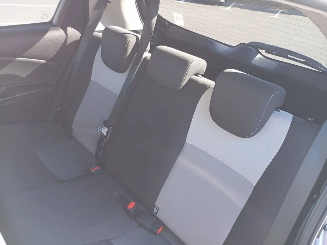 Toyota Yaris Yaris — photo 9