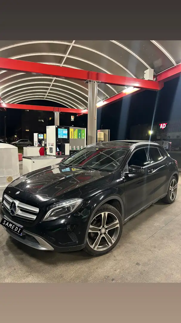 Mercedes-Benz GLA 180 Classe Fascination 7-G DCT A - 1