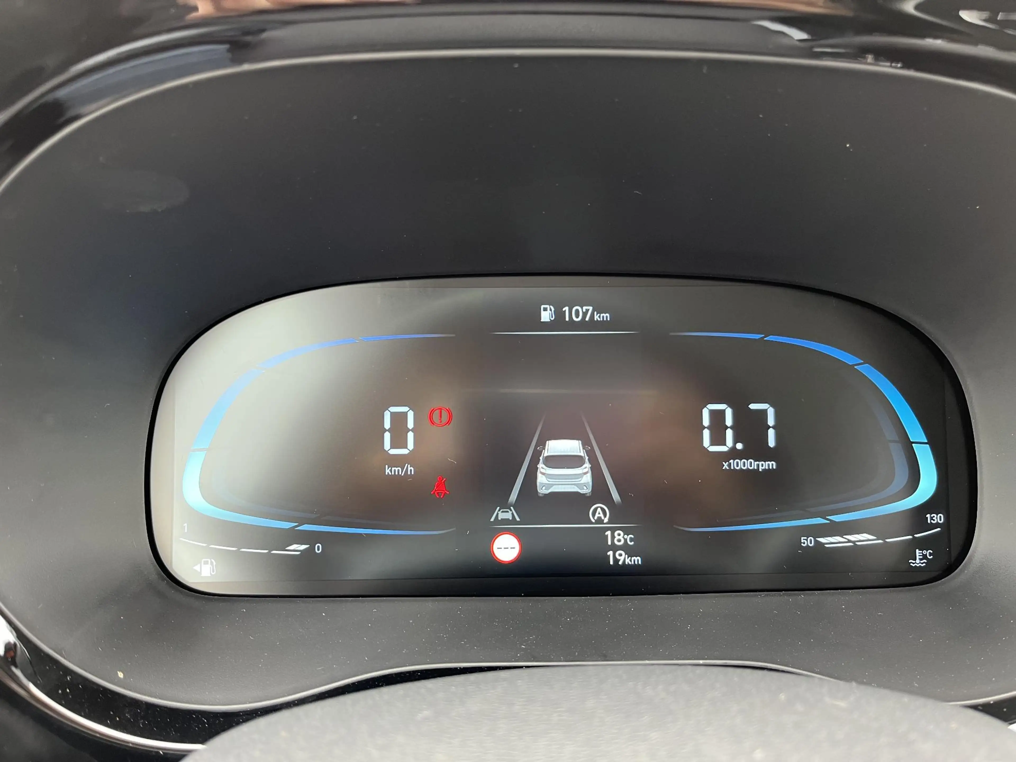 Hyundai i10 1.0 Comfort / Apple Carplay/Android Auto / audio-n — photo 16