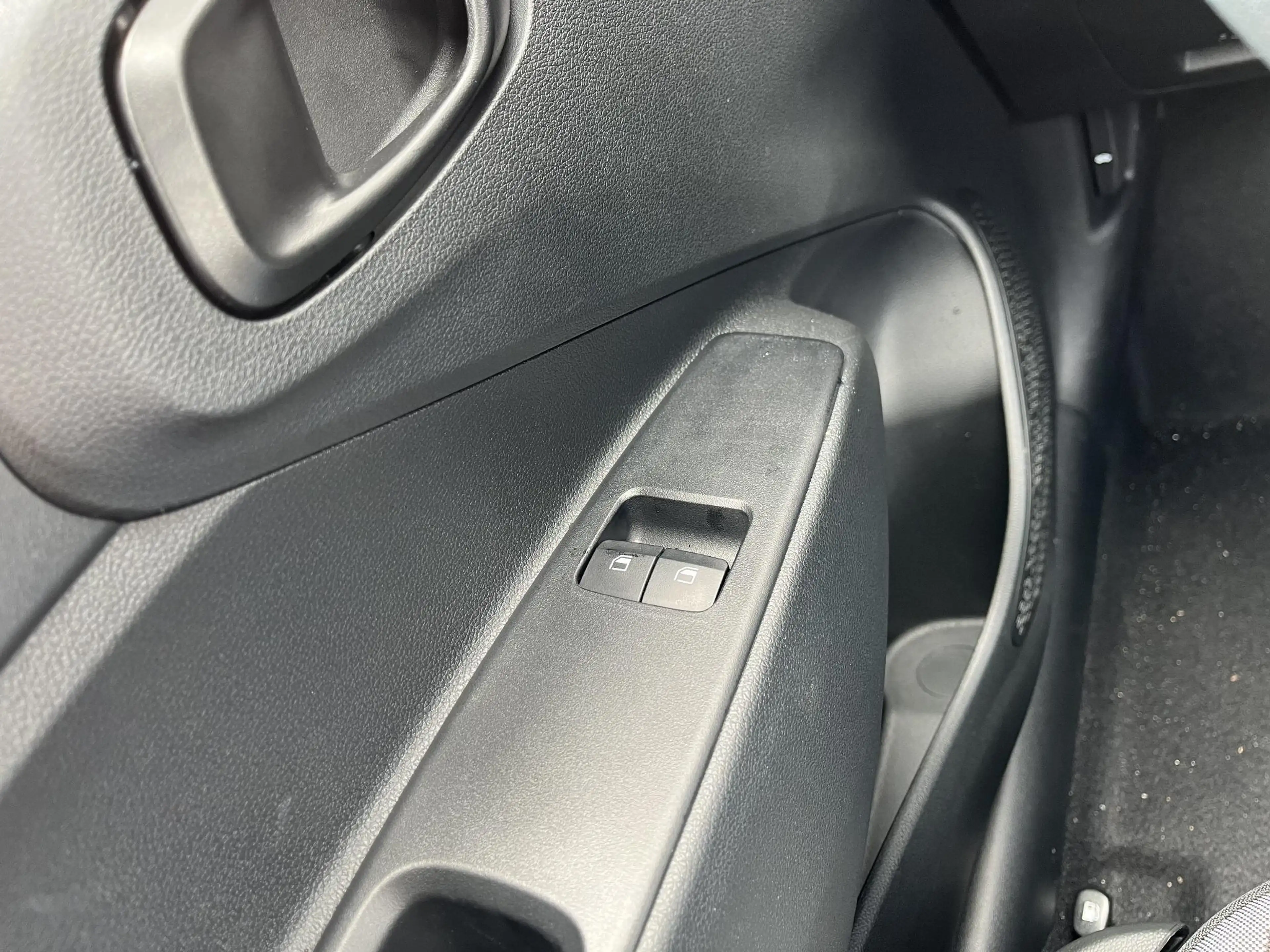 Hyundai i10 1.0 Comfort / Apple Carplay/Android Auto / audio-n — photo 10