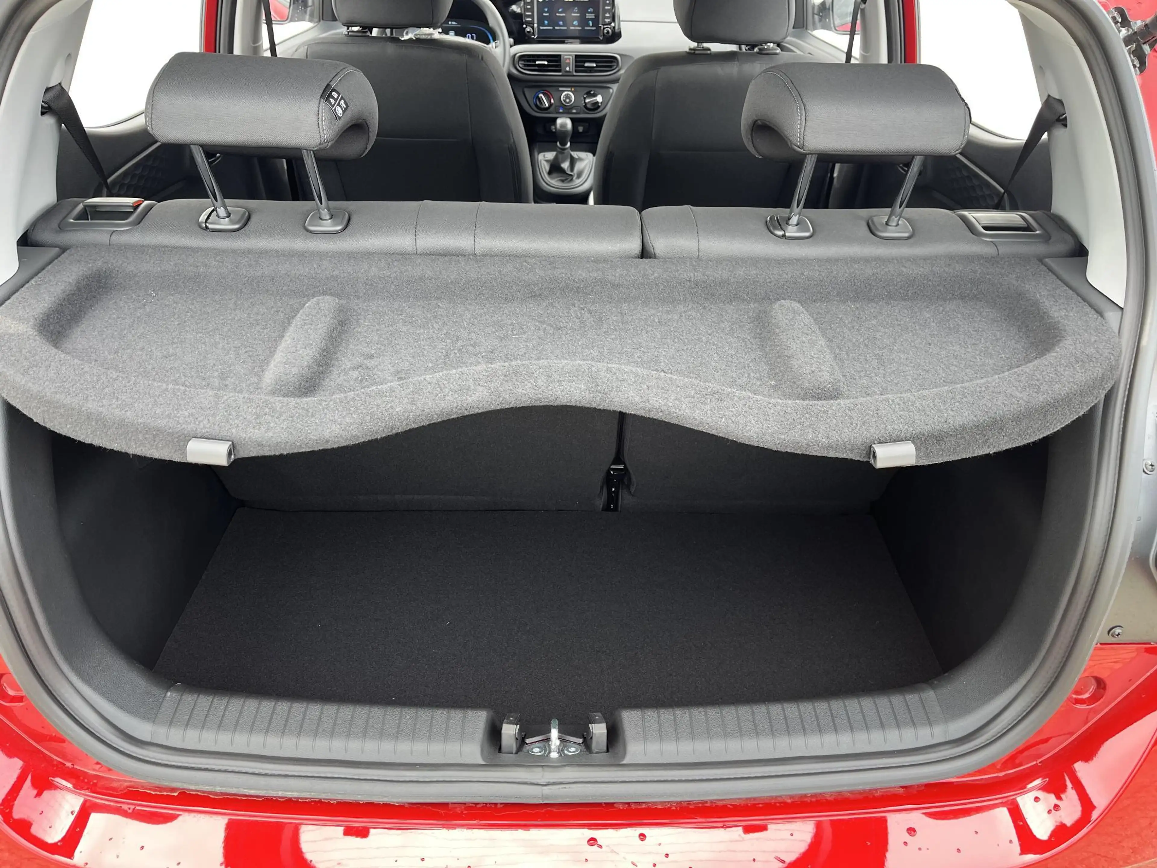 Hyundai i10 1.0 Comfort / Apple Carplay/Android Auto / audio-n — photo 19