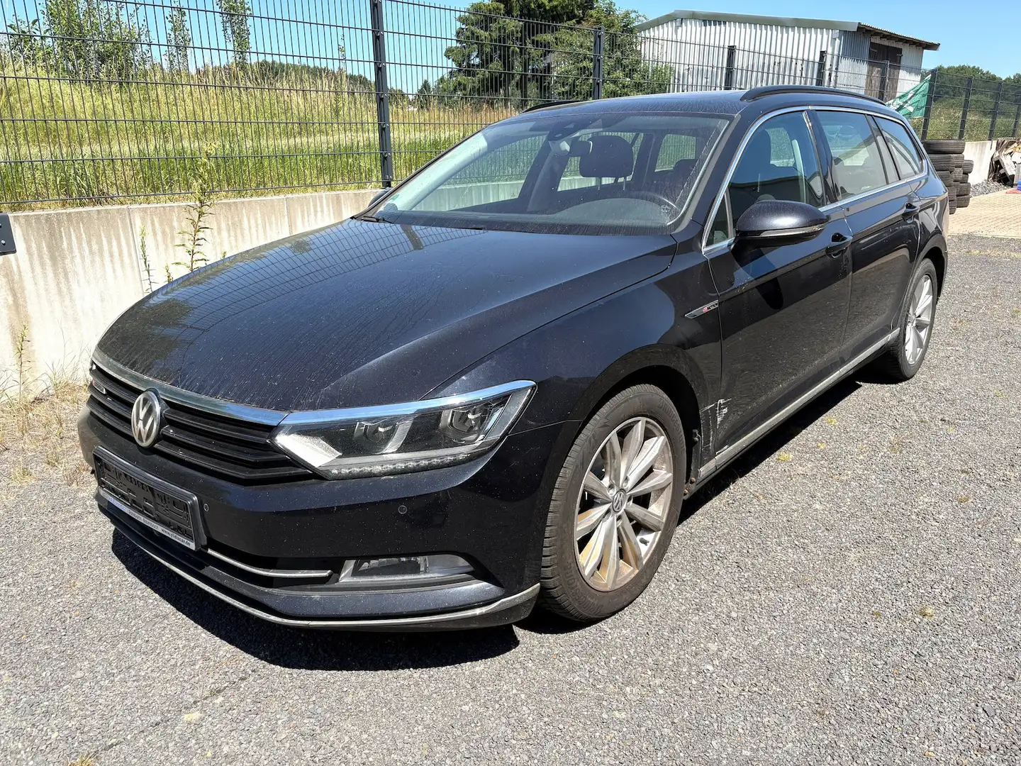 Volkswagen Passat Variant 2.0 TDI DSG 4MOTION PANO LED ACC Nero - 1