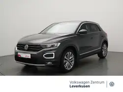 Volkswagen T-Roc Active DSG CARPLAY ACC KAM NAVI SHZ LED