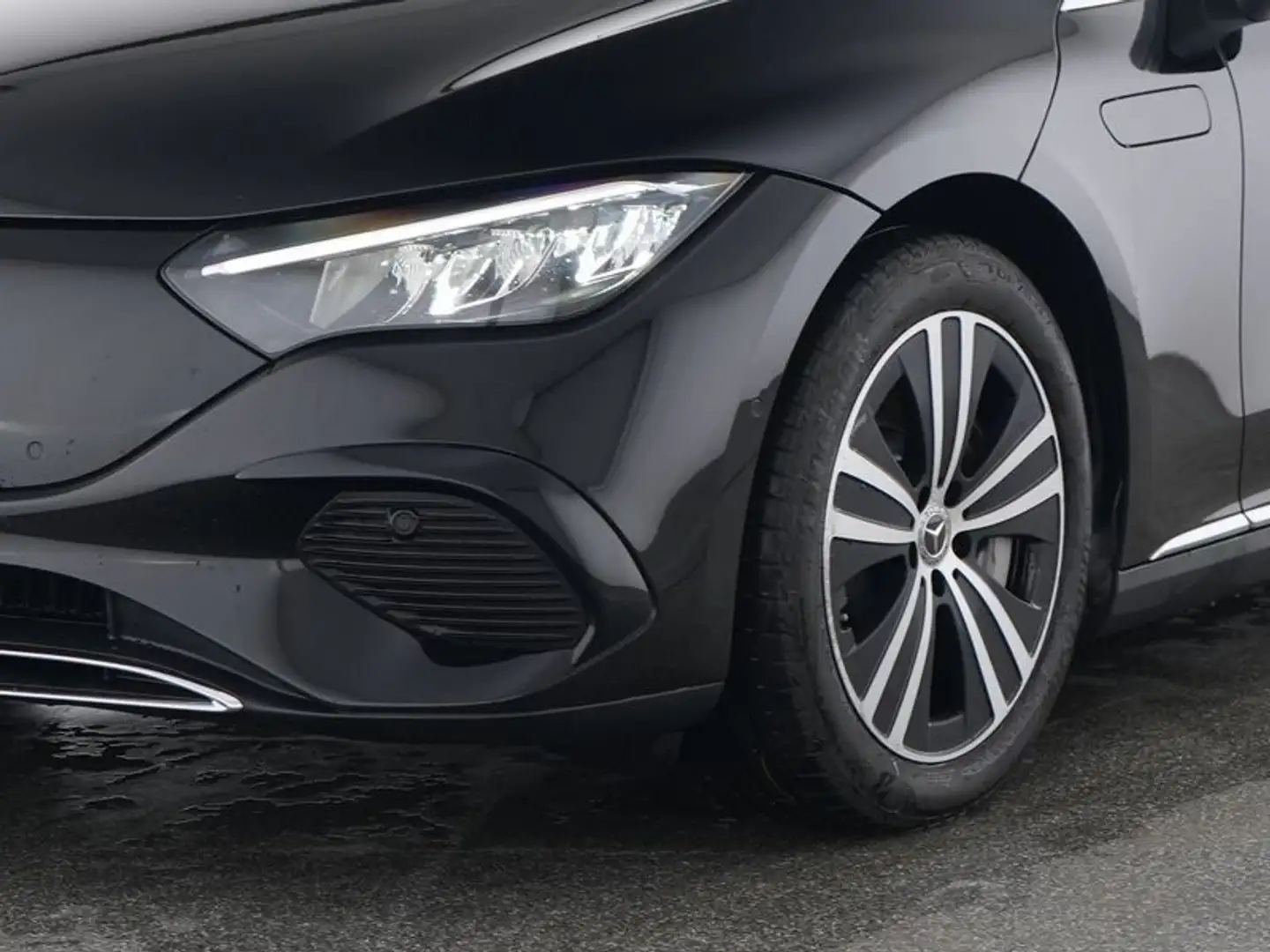 Mercedes-Benz EQE 300 Advanced Plus+Sound+22KW+Winter+Wartung Schwarz - 2