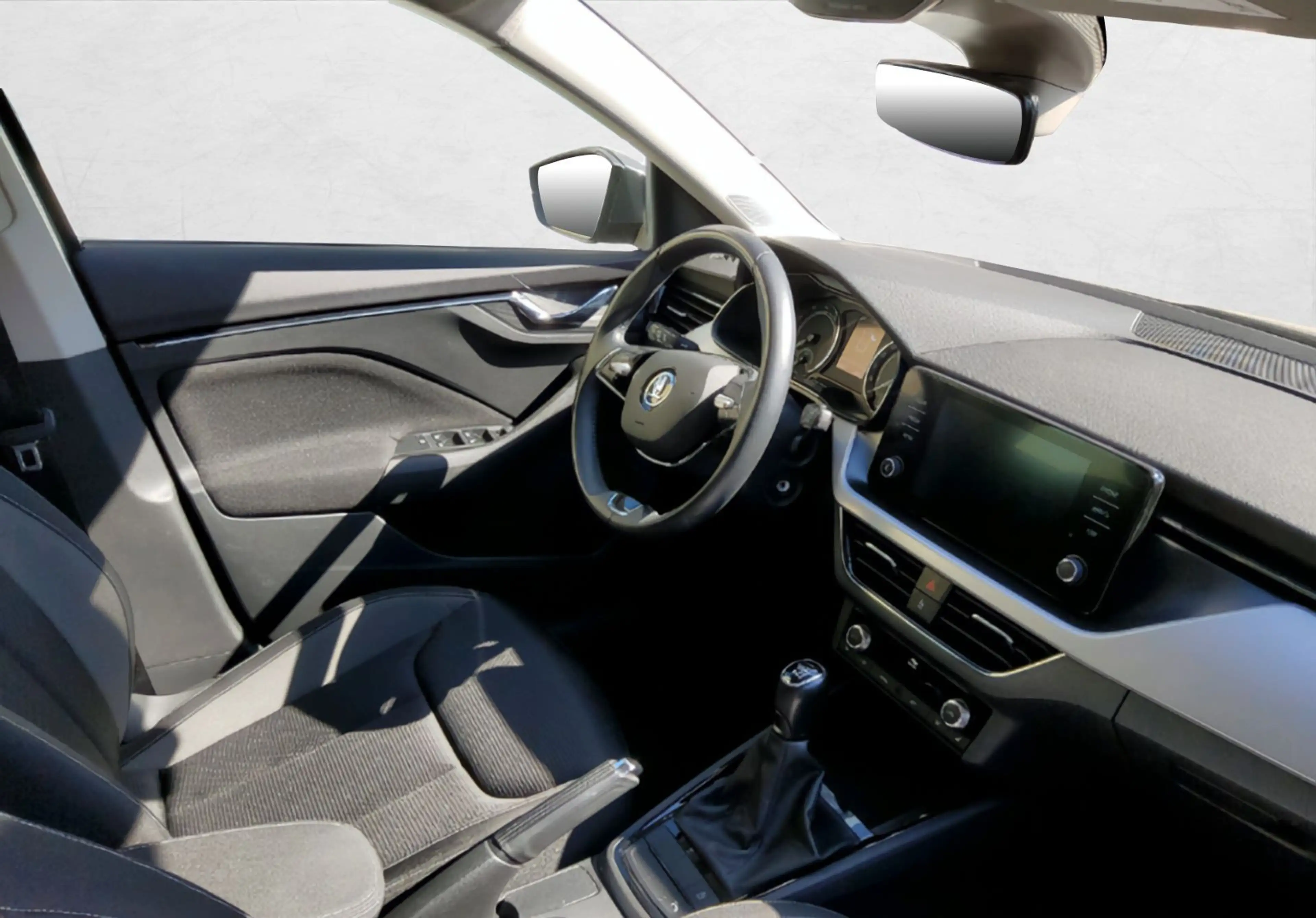 Skoda Scala 1.5 TSI*NAVI*SHZ*PDC*LED* — photo 7