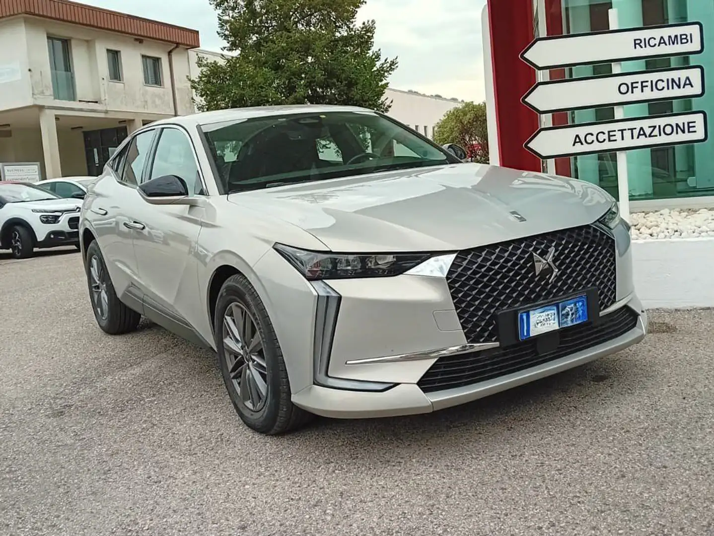 DS Automobiles DS 4 DS4 1.5 bluehdi Business 130cv auto Grigio - 2