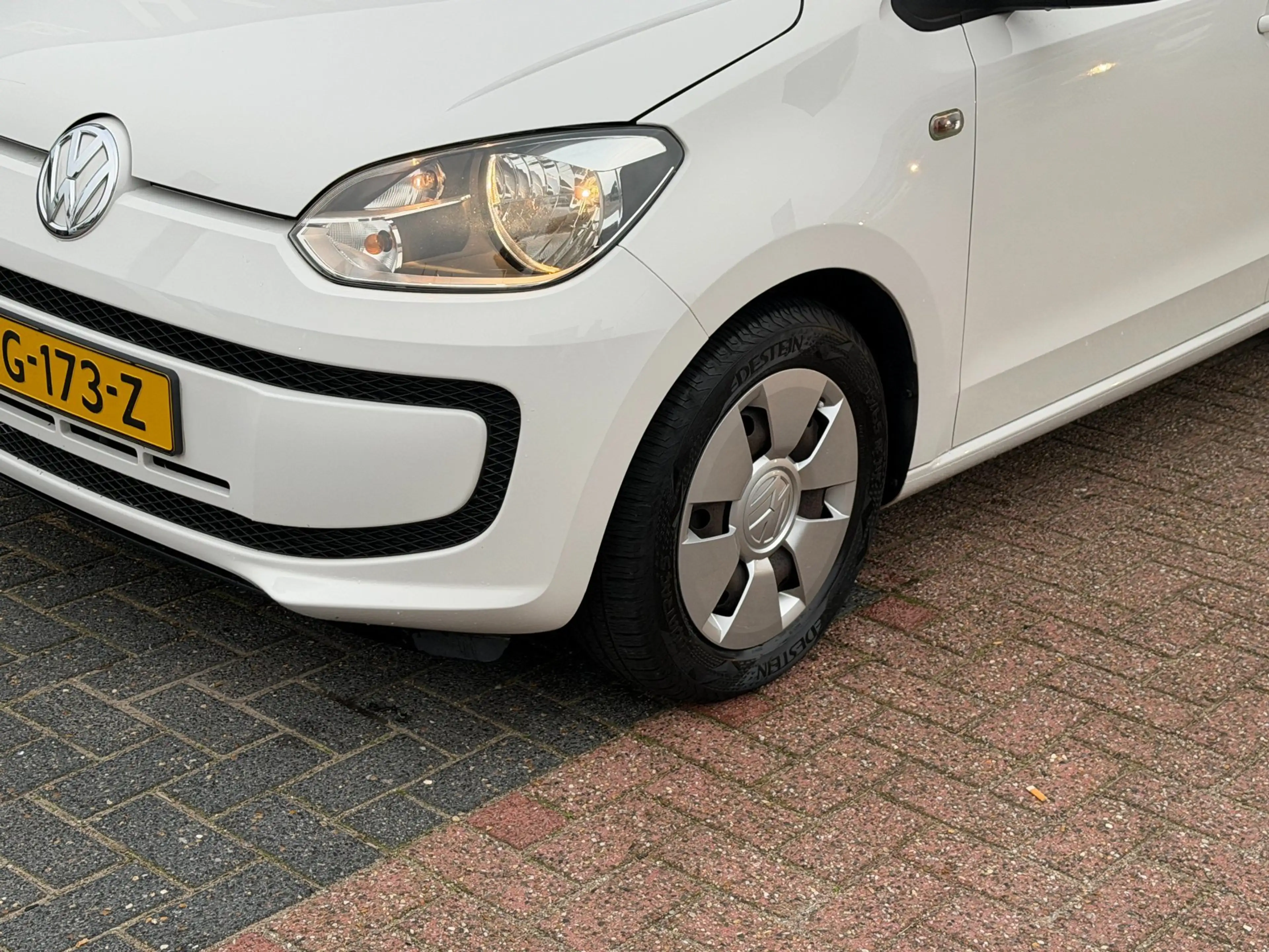 Volkswagen up! 1.0 move up! BlueMotion AIrco|NAVI|NAP — photo 4