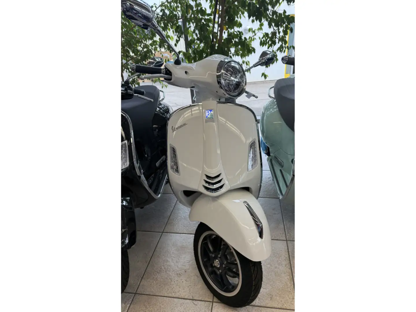Vespa GTS 310 Super EU5+ - 1