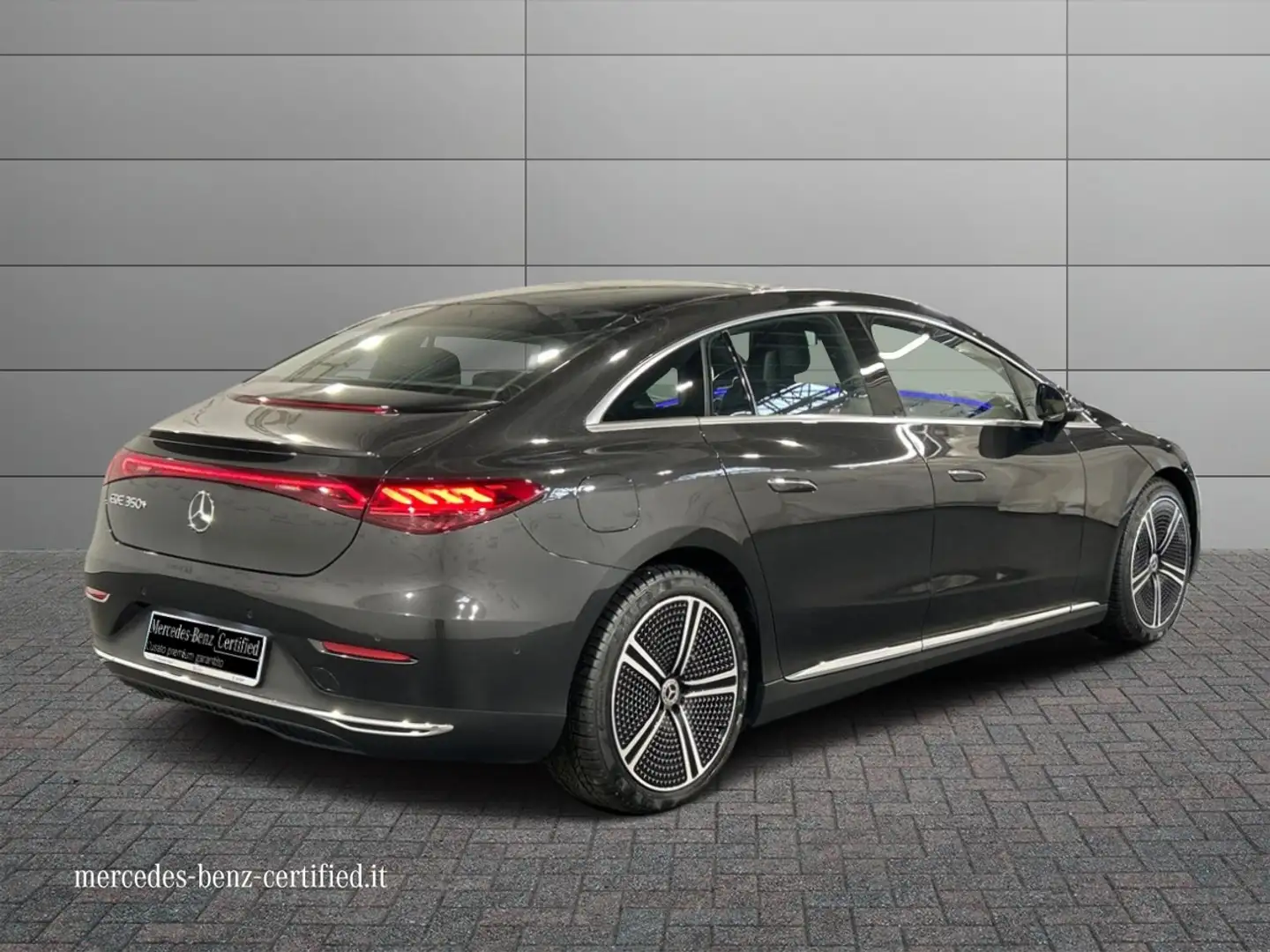 Mercedes-Benz EQE 350 + Premium Launch Edition Grey - 2