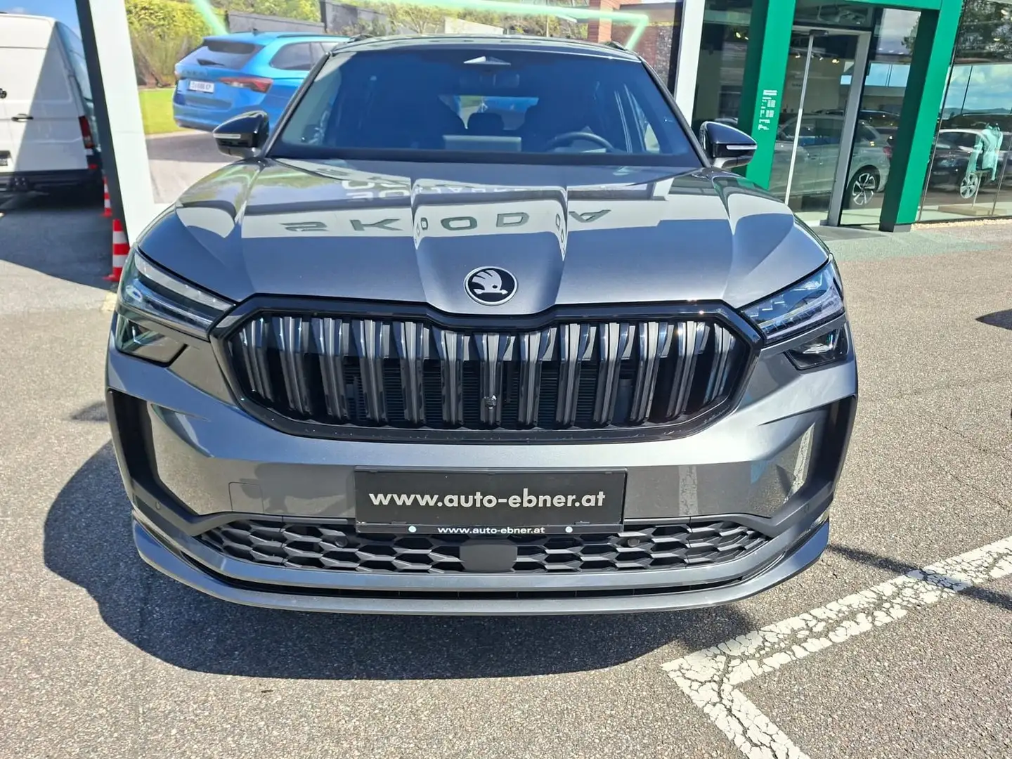 Skoda Kodiaq 4x4 Sportline TDI DSG Grau - 2
